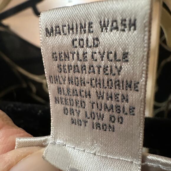 Chico's Travelers Black Beige Abstract Floral Tunic Top Size 3 - Picture 6 of 7